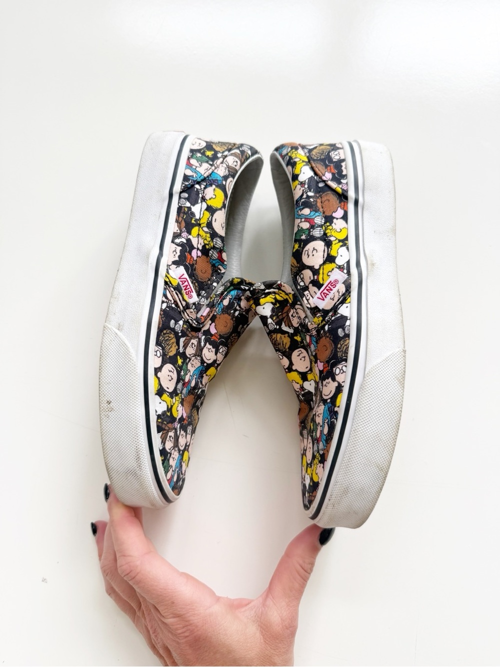 VANS x Peanuts Slip On Sneakers size 3 - Picture 2 of 6